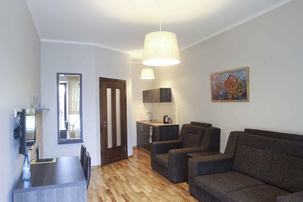Meness Apartamenti Cēsis Екстериор снимка